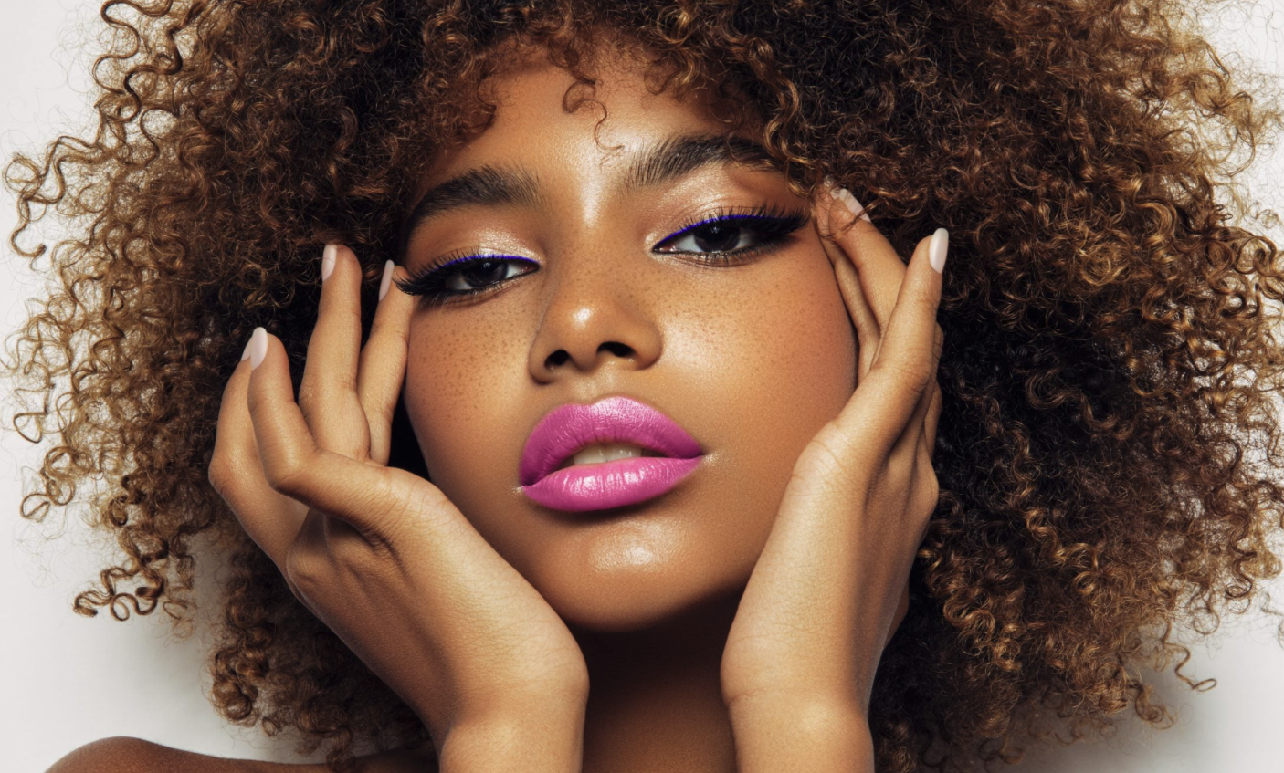 15+ Best Beauty Hashtags (Popular & Viral)